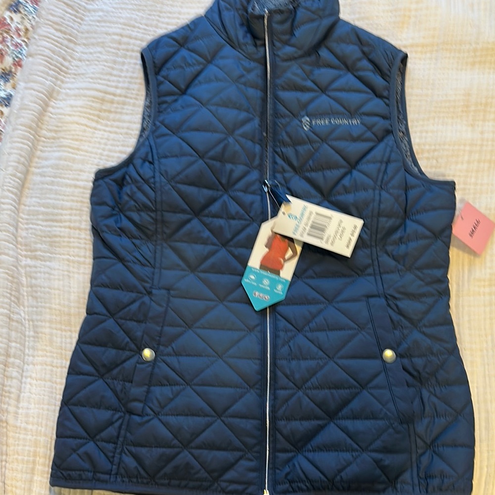 Free Country Blue Quilted Vest Sleeveless Design